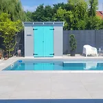 Private With Own Pool And Huge Garden, 150m To Longest Free At Balaton Appartement