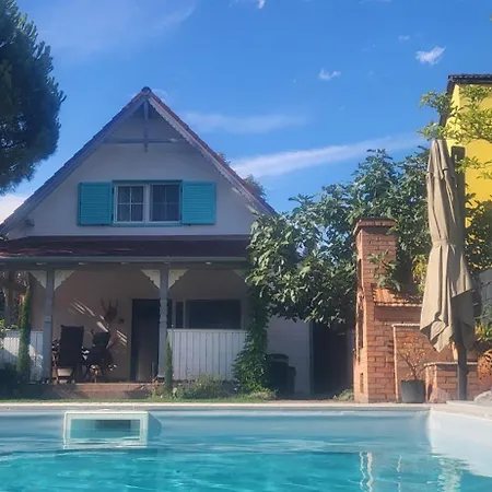 Апартаменты Private With Own Pool And Huge Garden, 150m To Longest Free At Balaton