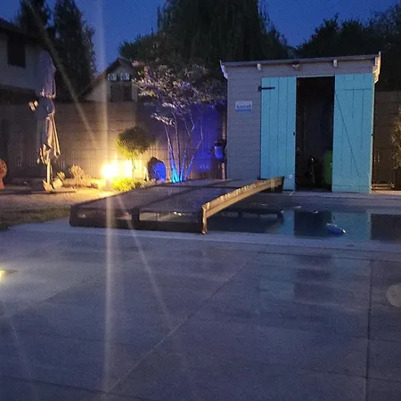 Private With Own Pool And Huge Garden, 150m To Longest Free At Balaton