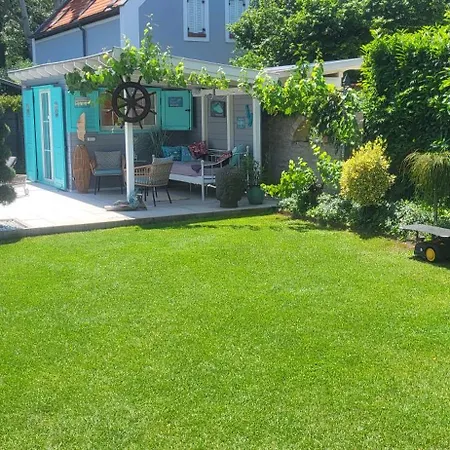 Private With Own Pool And Huge Garden, 150m To Longest Free At Balaton Апартаменты Замарди
