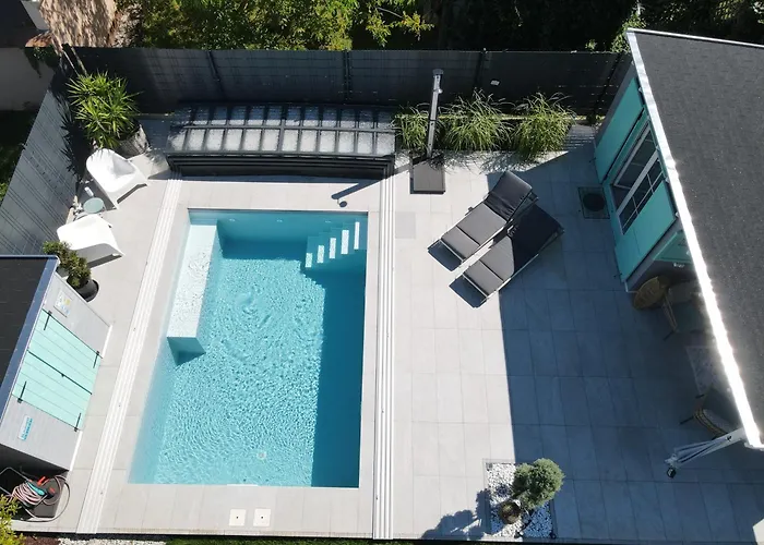 Private With Own Pool And Huge Garden, 150m To Longest Free At Balaton Appartement Zamárdi