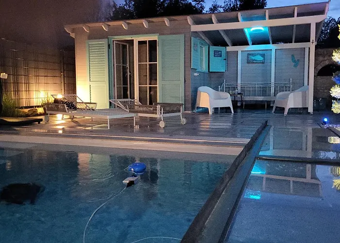 Private With Own Pool And Huge Garden, 150m To Longest Free At Balaton Appartement