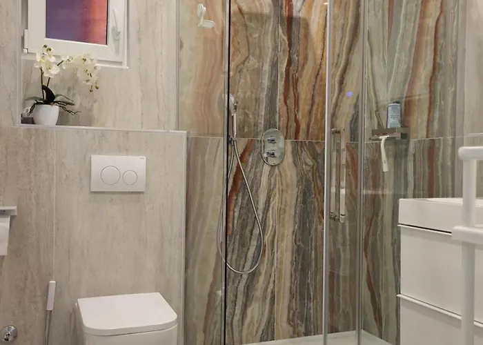 アパート Private With Own Pool And Huge Garden, 150m To Longest Free At Balaton