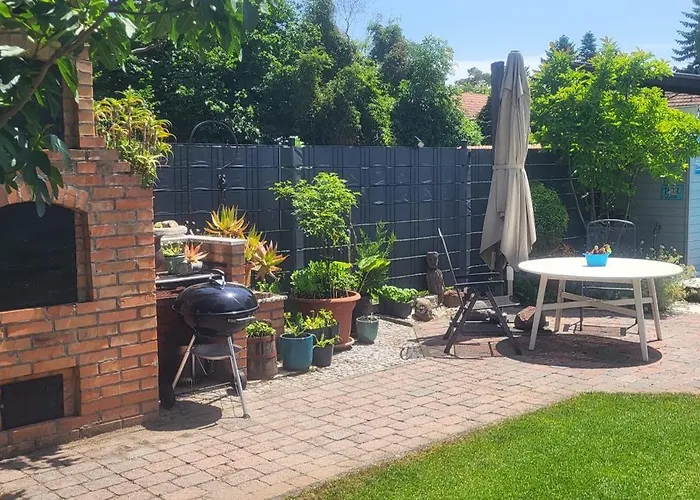 Lejlighed Private With Own Pool And Huge Garden, 150m To Longest Free At Balaton *
